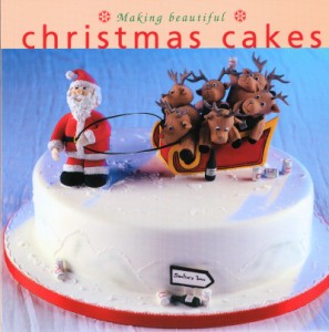 Making Beautiful Christmas Cakes