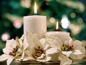 Cheap Christmas Candles Decoration Ideas