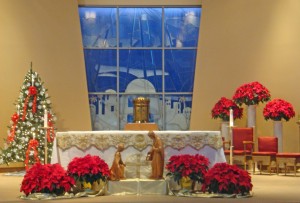 Saint Paul TODAY: Church decorated for Christmas