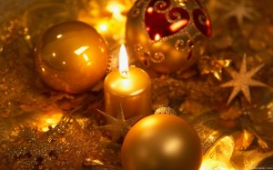 Golden flame for a golden Christmas