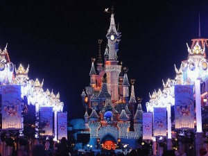 Christmas Main Street in Disneyland Paris